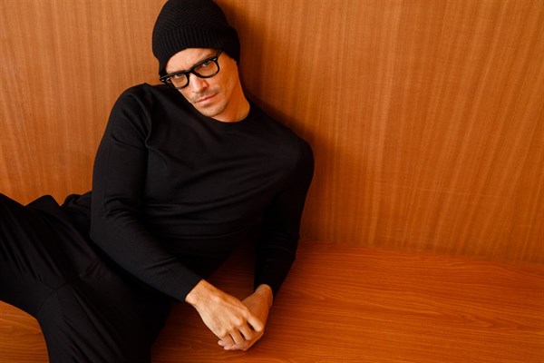 Мужская шерстяная шапка черная