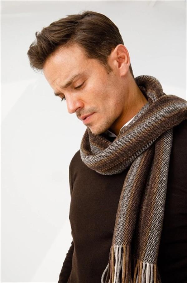 Мужской шерстяной шарф темно-коричневый