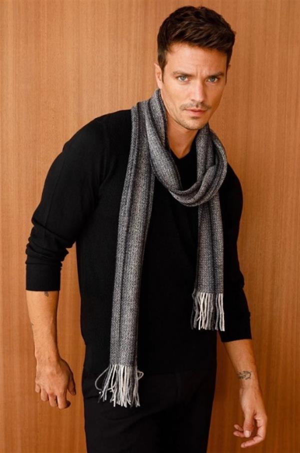 Мужской шерстяной шарф черный