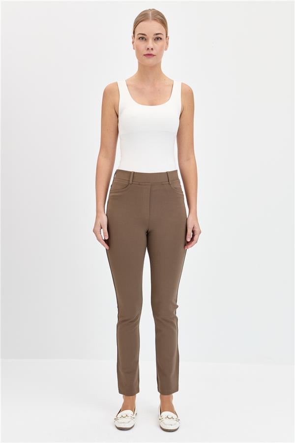 Женские брюки-леггинсы с 5 карманами