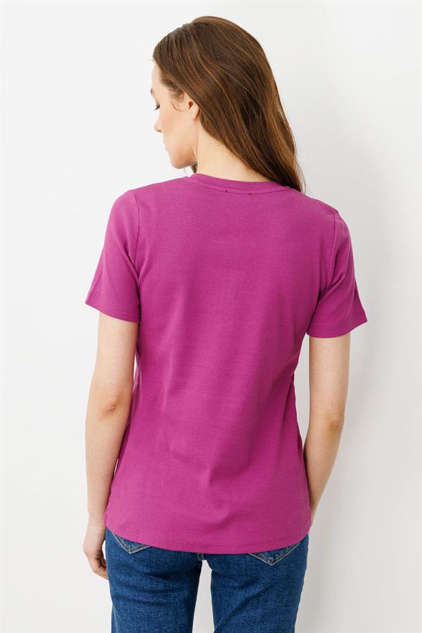 Kadın Açma Yaka Boncuk İşlemeli T-Shirt Sıklamen