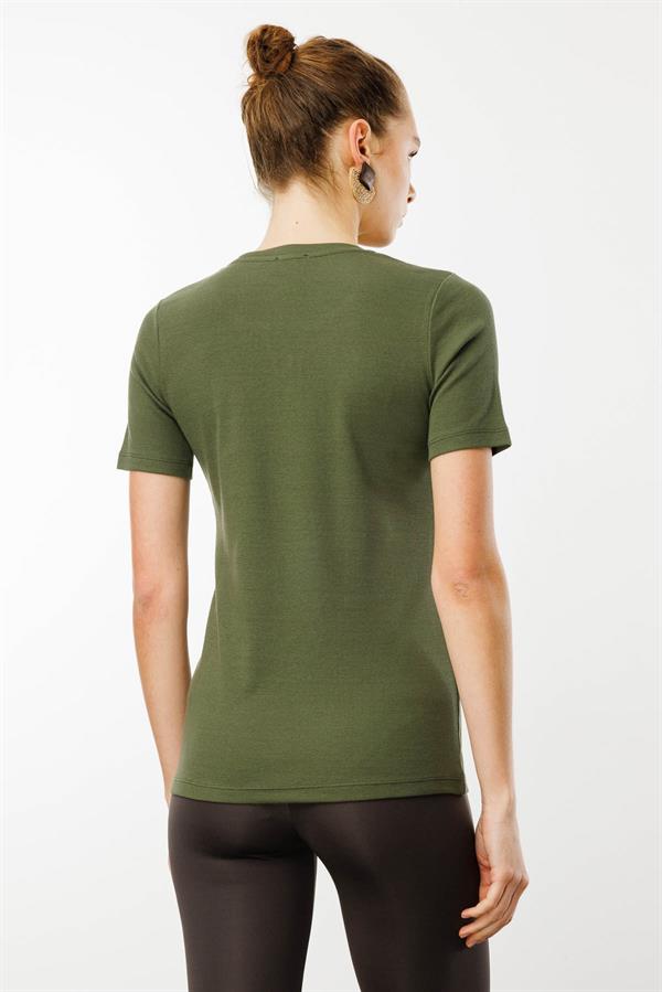 Kadın Açma Yaka Boncuk İşlemeli T-Shirt Haki