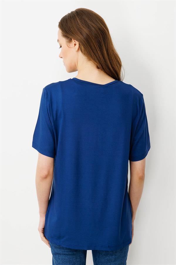 Kadın Açma Yaka Dantel Çiçek İşlemeli Penye T-Shirt İndigo