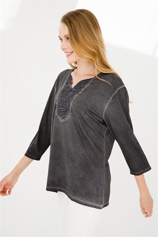 Женская блузка черная