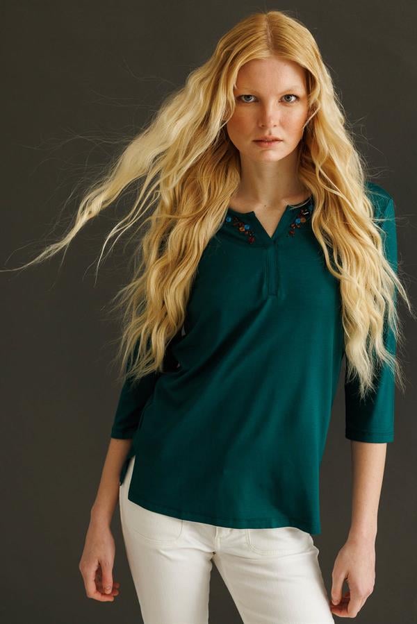 Kadın Açma Yaka Nakış İşlemeli Penye Bluz Yeşil