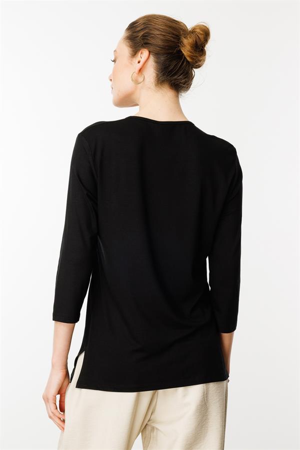 Kadın Açma Yaka Nakış İşlemeli Penye Bluz Siyah