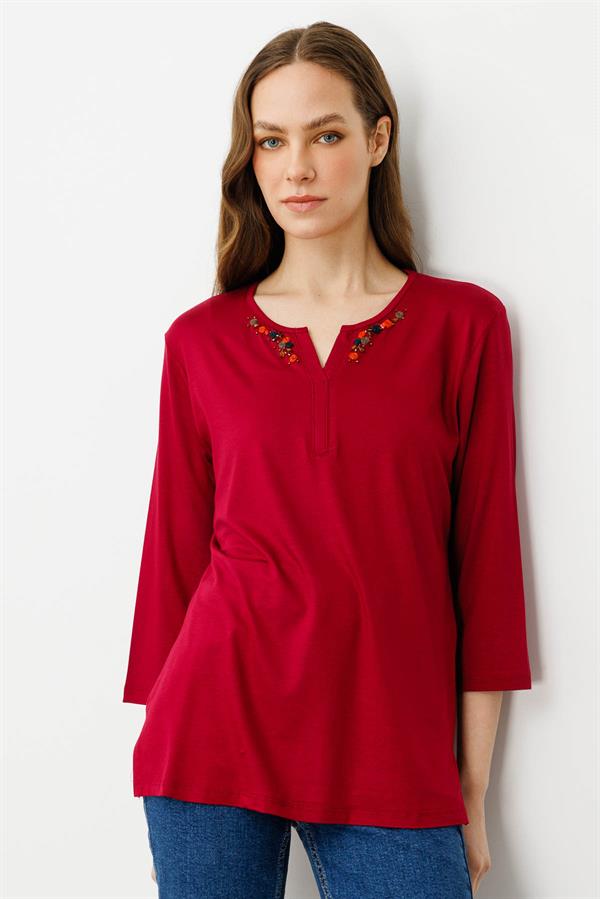 Kadın Açma Yaka Nakış İşlemeli Penye Bluz Vişne