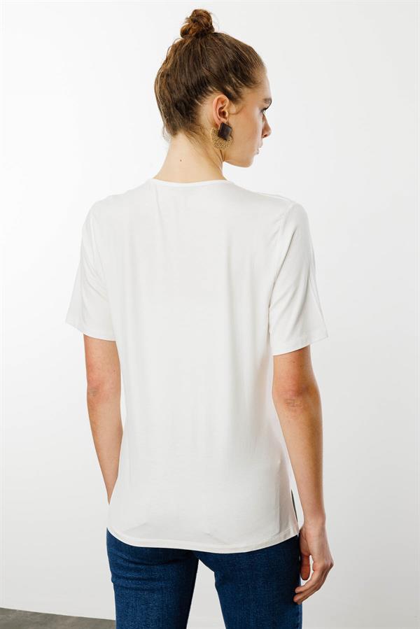 Kadın Açma Yaka Nakış İşlemeli Penye T-shirt Ekru
