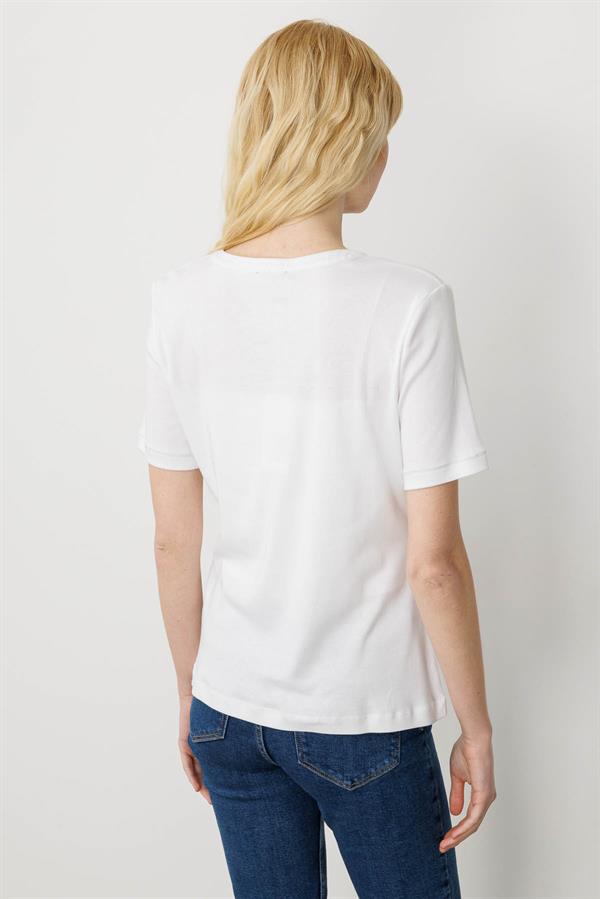 Kadın Açma Yaka Önü Cepli Penye T-shirt Beyaz