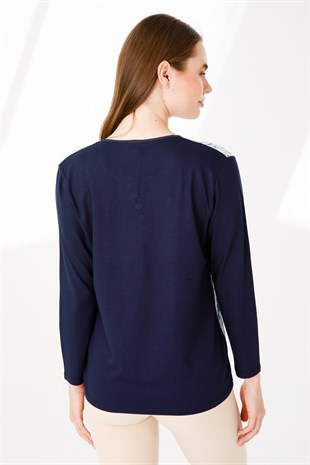 Женская блузка темно-синяя