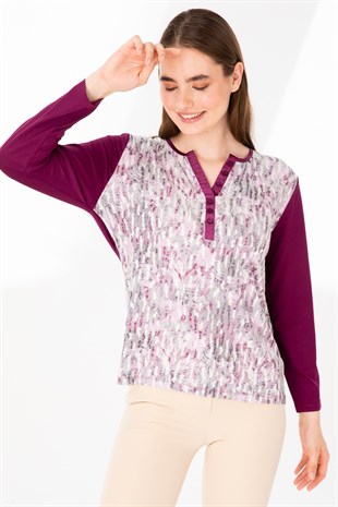 Женская блузка цвета сливы