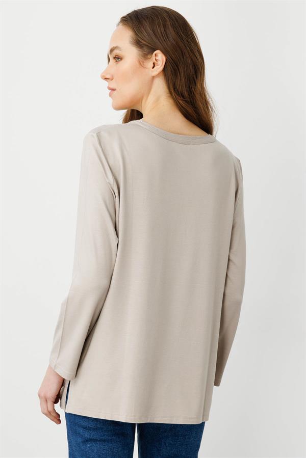 Kadın Açma Yaka Yakası Payet İşlemeli Bluz Bej
