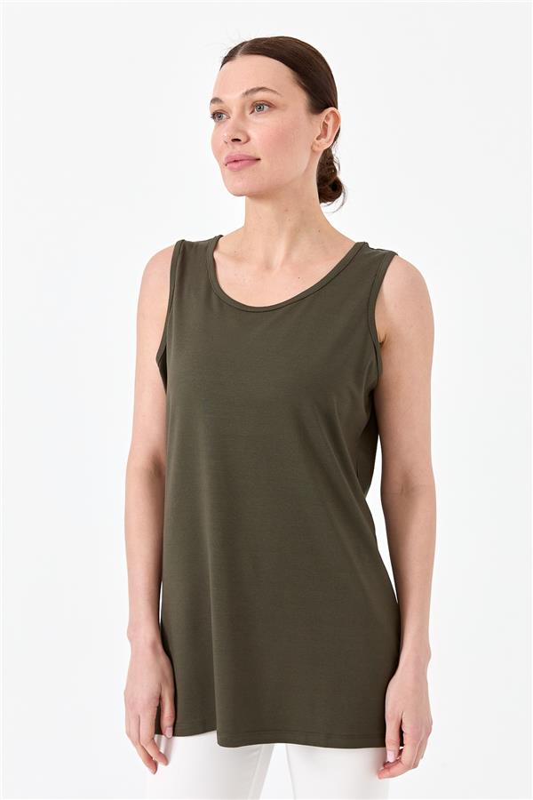 Женская майка на бретельках цвета хаки