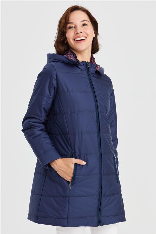 Женское стеганое пальто с подкладкой и рисунком