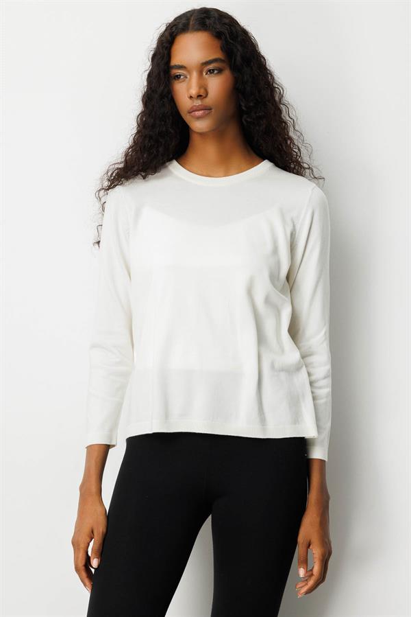 Kadın Basic Sıfır Yaka Kazak Kemik