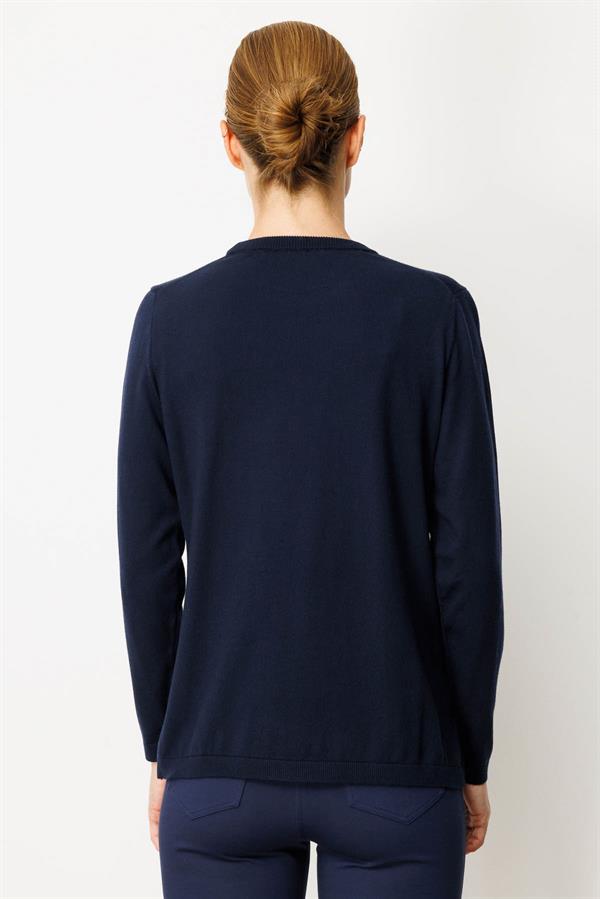 Женский базовый свитер с круглым вырезом синий