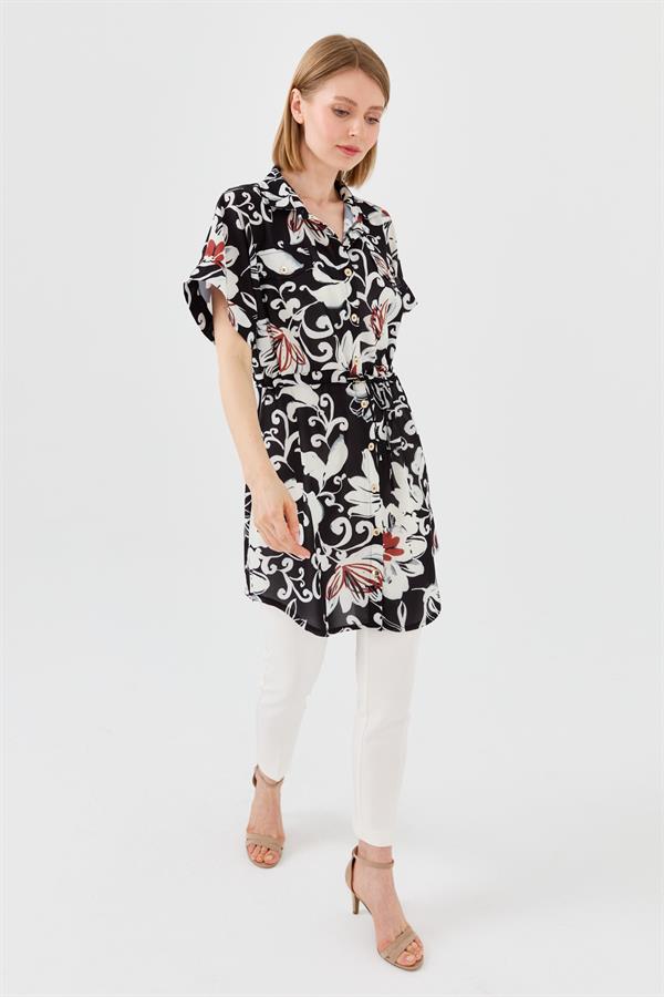 Женское платье с карманами и шнурками на поясе черное 