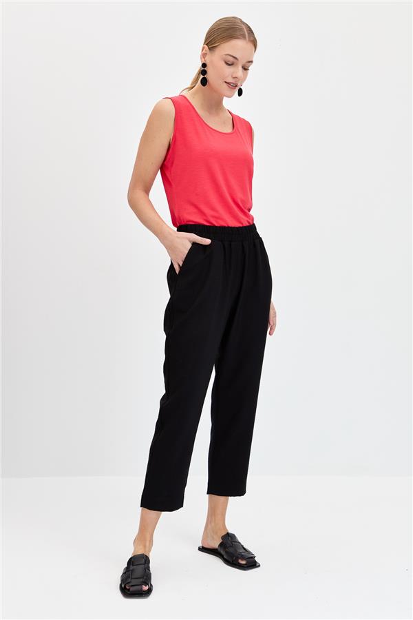 Kadın Beli Lastikli Yan Cepli Havuç Kesim Keten Pantolon Siyah