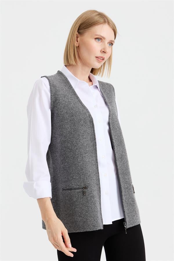Женский шерстяной жилет пепельно-серый
