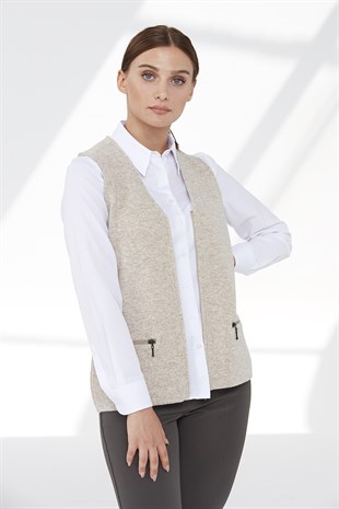 Жилет женский шерстяной светло-бежевый