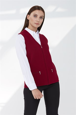 Женский шерстяной жилет светло-вишневый