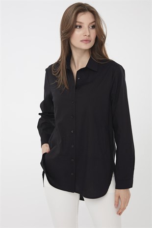 Женская рубашка из хлопка с карманами черного цвета