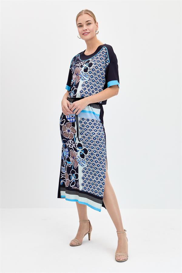 Женское хлопковое платье с рисунком и разрезом темно синее