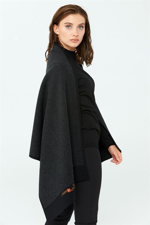 Женская трикотажная шаль с цветочной вышивкой черная 