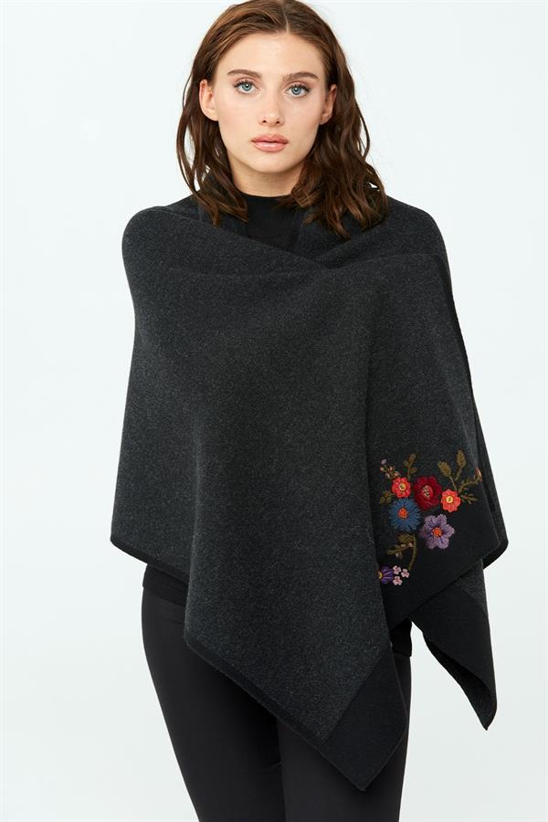 Женская трикотажная шаль с цветочной вышивкой черная 