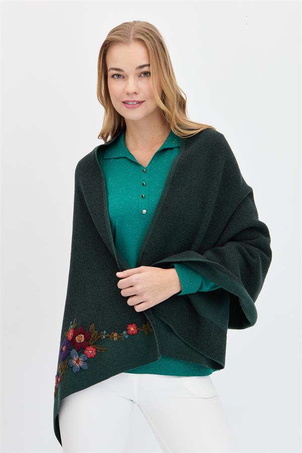 Женская трикотажная шаль с цветочной вышивкой