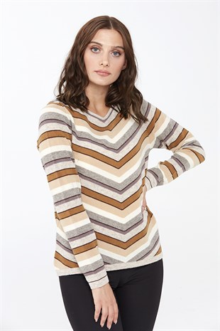 Женский шерстяной свитер светло-бежевый