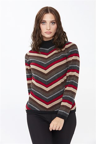 Женский шерстяной свитер черный