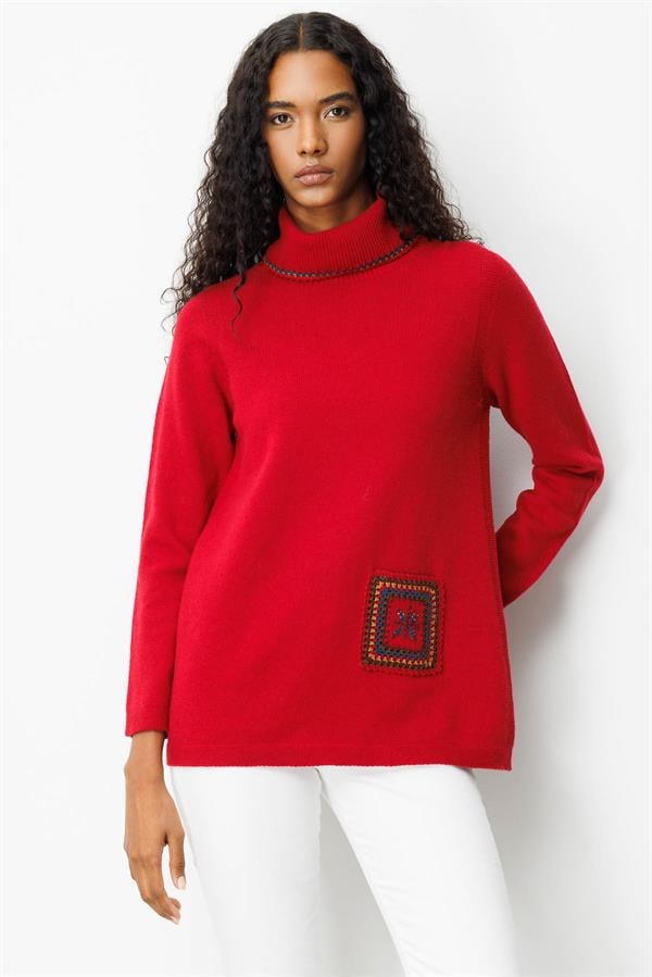 Kadın Degaje Yaka Cebi ve Yakası Tığlamalı Yün Kazak K.Kırmızı