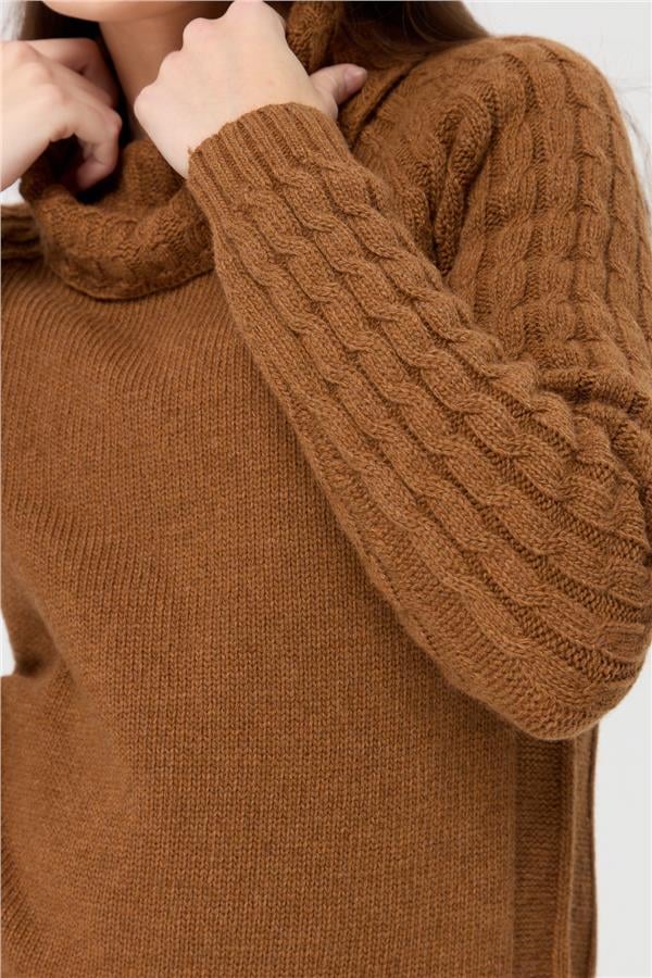 Женский шерстяной свитер