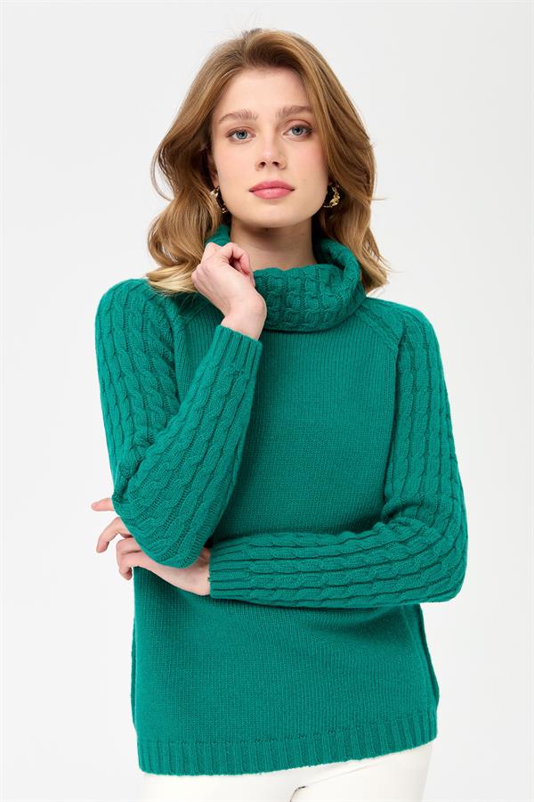 Женский шерстяной свитер