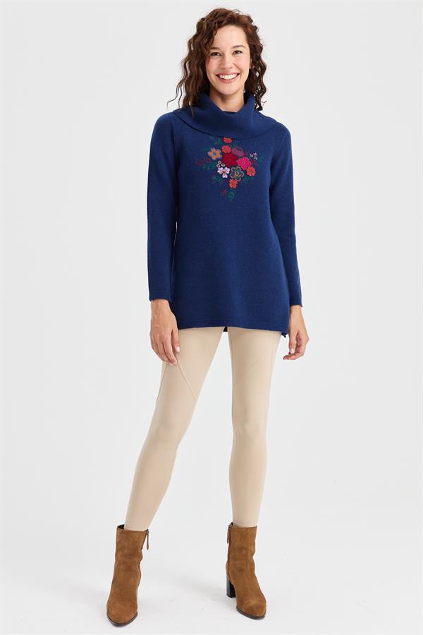 Женский длинный шерстяной свитер с воротником Degaje и вышивкой спереди