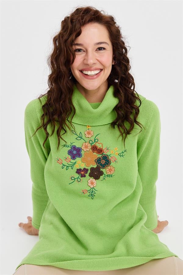 Женский длинный шерстяной свитер с воротником Degaje и вышивкой спереди