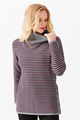 Женская туника в цветную полоску, на пуговицах и одним боковым разрезом, серая