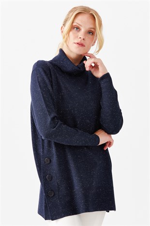 Женская туника с вырезом хомут и люрексом синяя