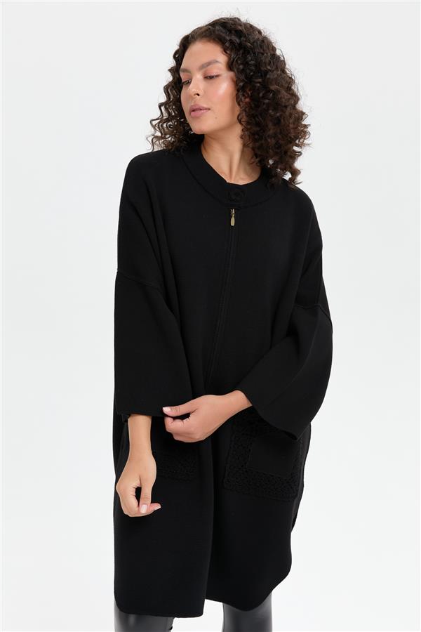 Kadın Dik Yaka Cebi Gül İşlemeli Fermuarlı Panço Siyah