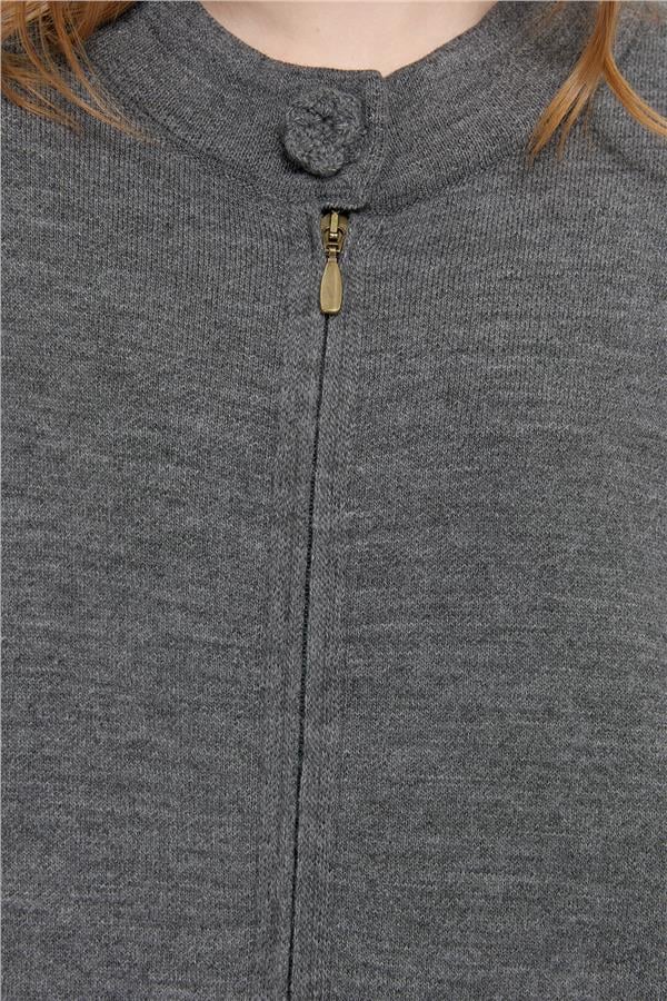Kadın Dik Yaka Cebi Gül İşlemeli Fermuarlı Kısa Panço Gri Melanj