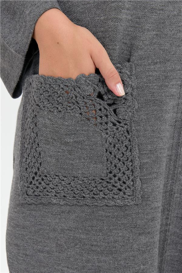 Kadın Dik Yaka Cebi Gül İşlemeli Fermuarlı Panço Gri Melanj