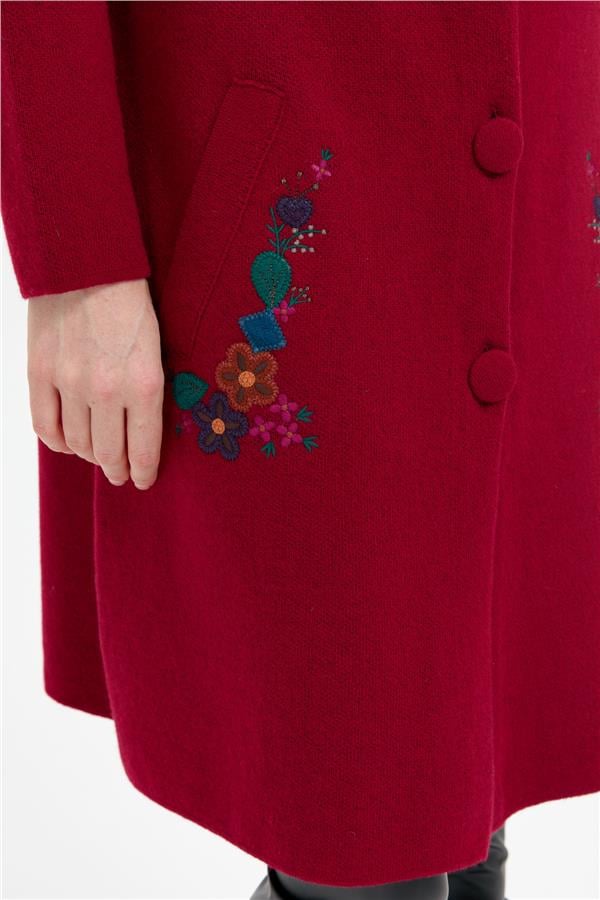 Kadın Dik Yaka Cebi İşlemeli Uzun Yün Kaban V.Çürüğü