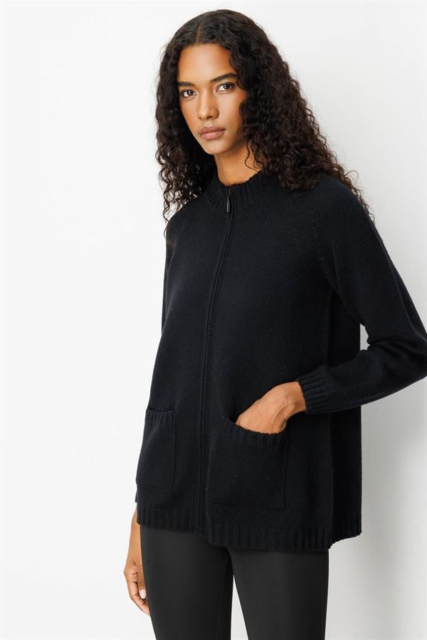 Kadın Dik Yaka Cepli Basic Yün Ceket Siyah