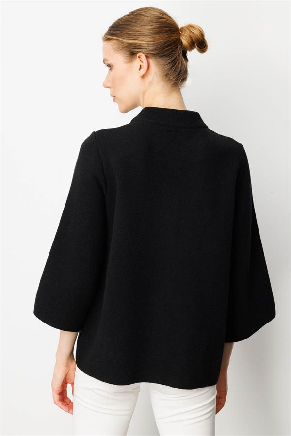 Kadın Dik Yaka Çiçek Desenli Kısa Yün Ceket Siyah