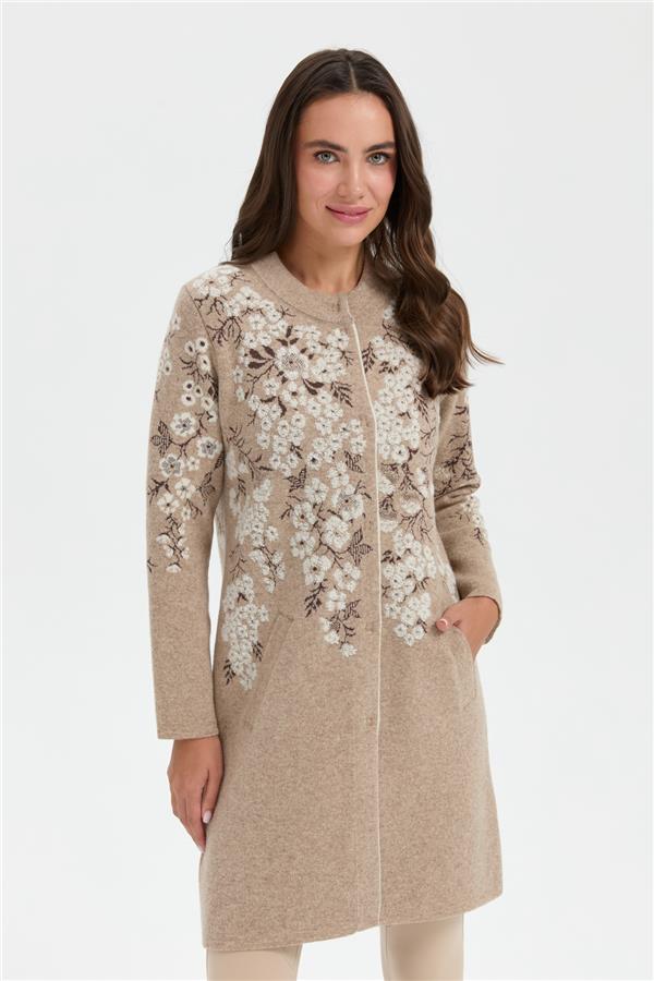 Kadın Dik Yaka Çiçekli Uzun Yün Kaban K.Bej
