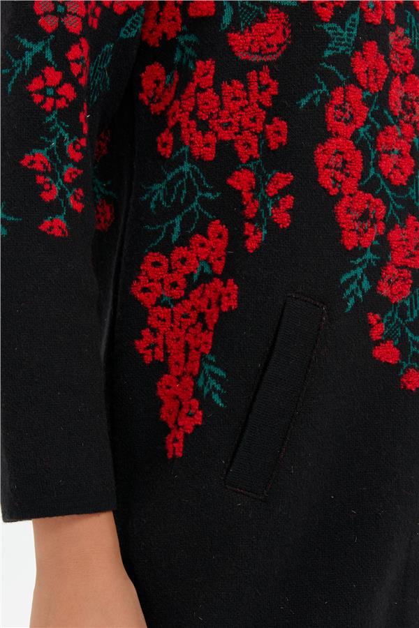 Kadın Dik Yaka Çiçekli Uzun Yün Kaban Siyah