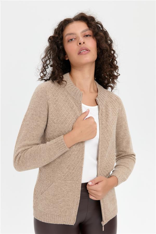 Kadın Dik Yaka Dikişsiz Önü Fermuarlı Yün Hırka K.Bej