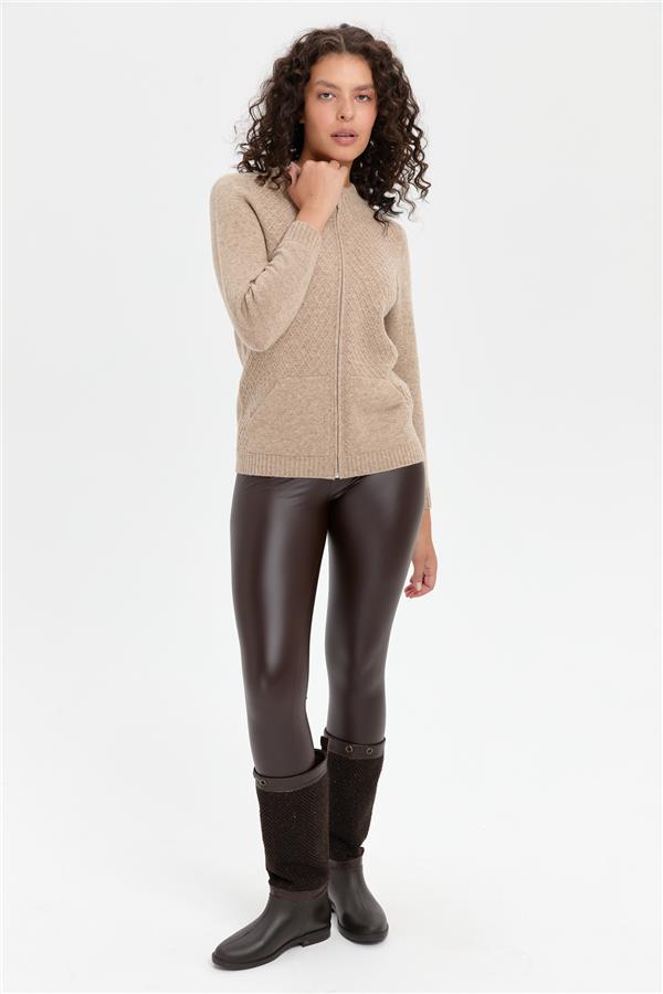 Kadın Dik Yaka Dikişsiz Önü Fermuarlı Yün Hırka K.Bej