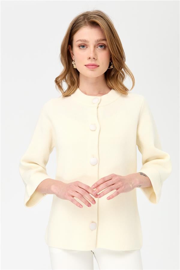 Женское пальто с воротником-стойкой, молочное